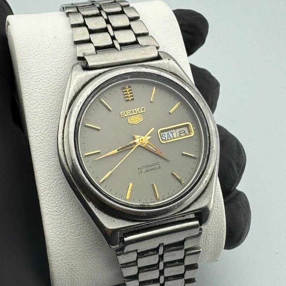 Seiko 5 Automatic 17 Jewels - Vintage Wrist Watch - Made in Japan - Picture 1 of 7